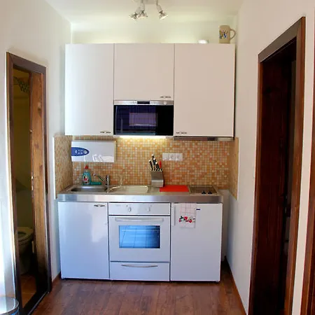 Apartment V Haji - Jache Dom *