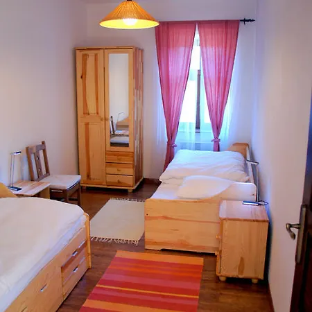 Apartment V Haji - Jache Dom *